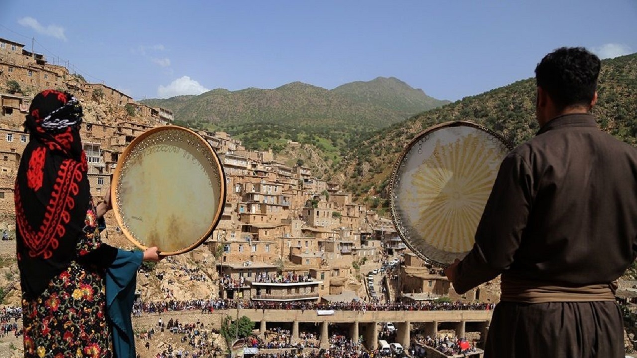 برگزاری جشن هزار دف در روستای پالنگان