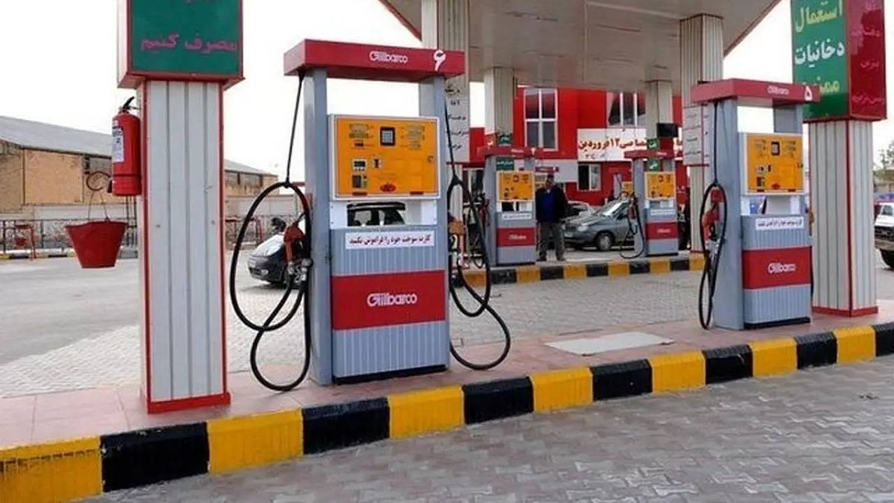 پلمب جایگاه متخلف سوخت در جیرفت