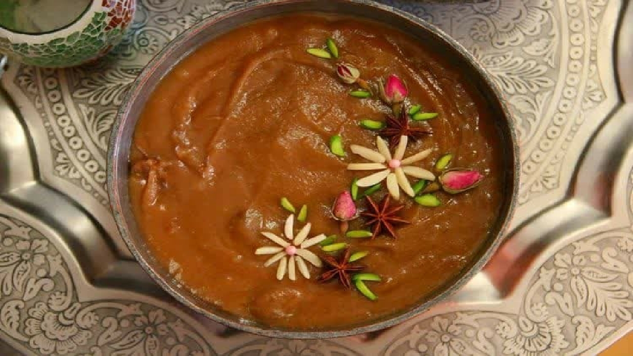 آیین سنتی سمنوپزان در دولتخانه صفوی قزوین برگزار می‌شود