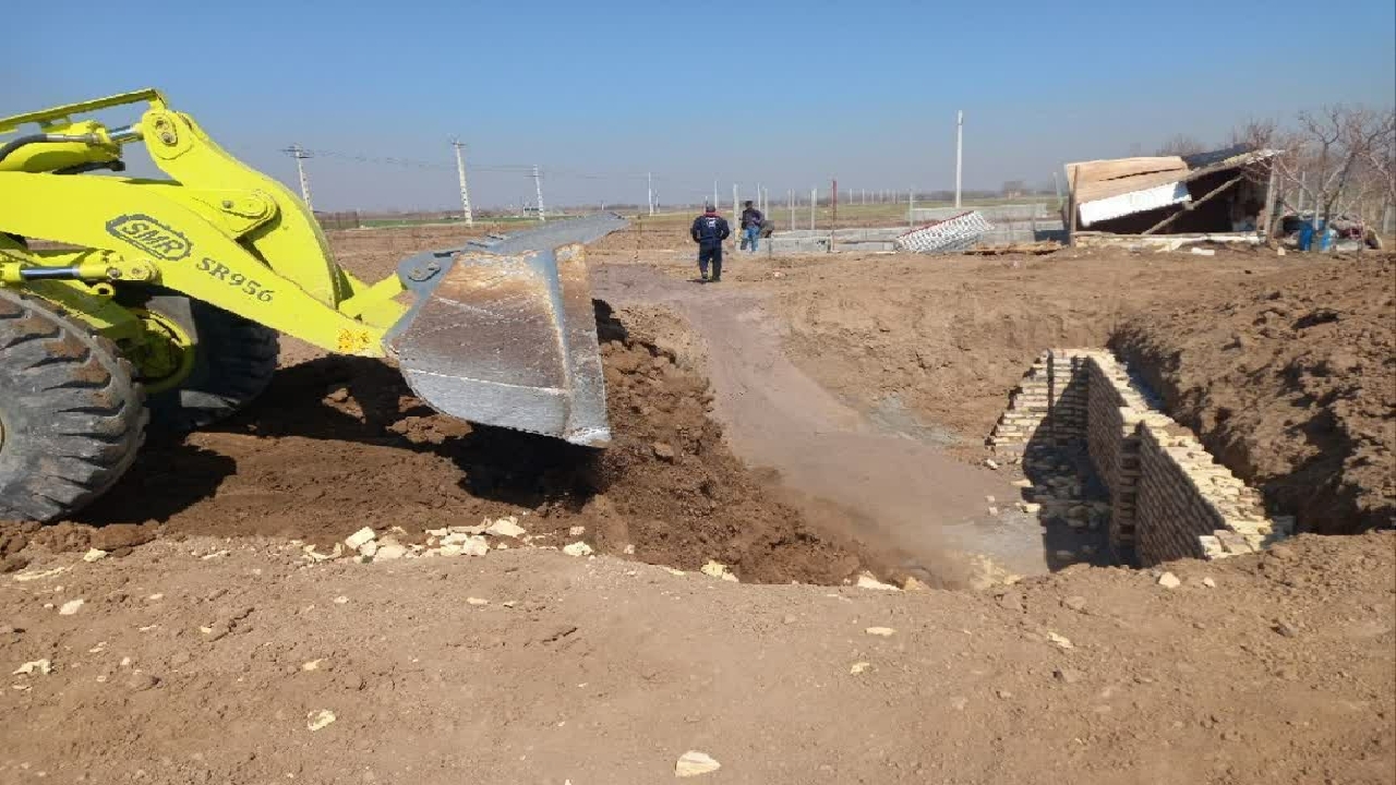 قلع و قمع ۱۰ بنای غیرمجاز در شهرستان البرز