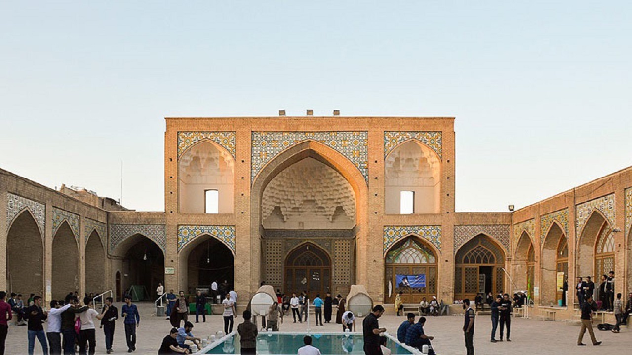روح معماری اسلامی- ایرانی در قم مورد توجه قرار گیرد
