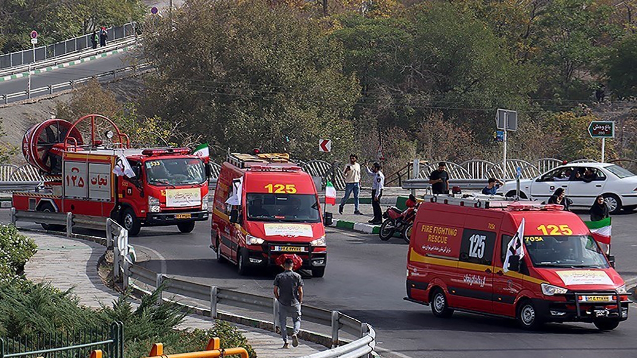 استقرار آتش‌نشانان در محل‌های برگزاری مراسم شب‌های قدر