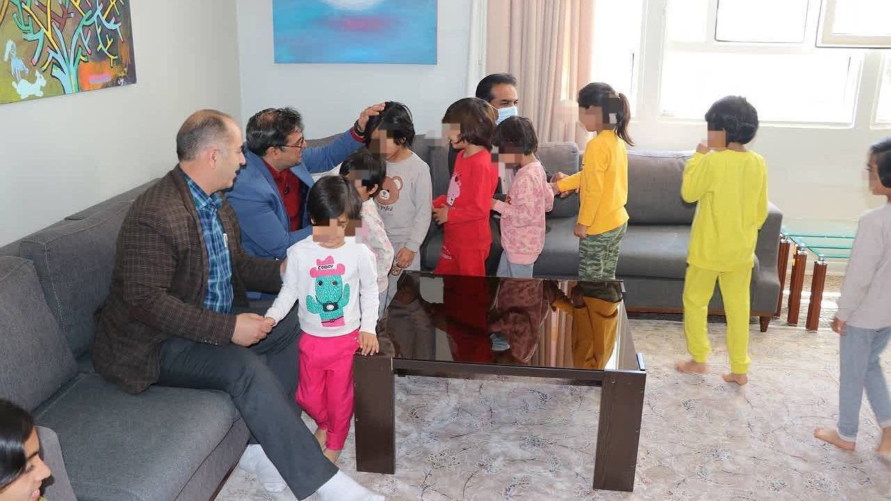 مدیرکل بهزیستی به عید دیدنی بچه های ما رفت