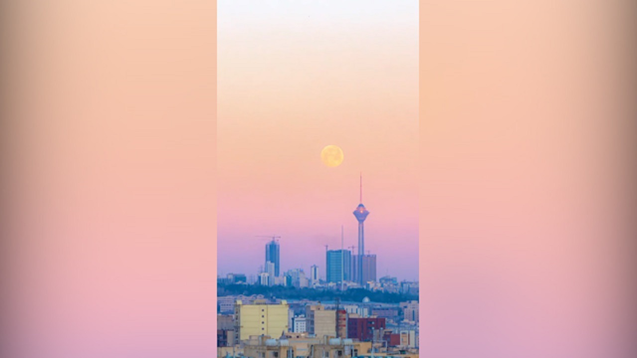 لحظاتی تماشایی از غروب آفتاب در تهران + فیلم