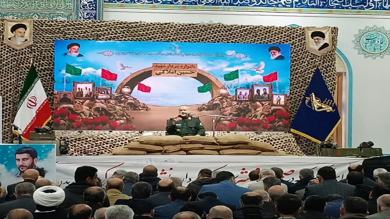 بعضی از ملت‌های مسلمان لکه ننگ حمایت از صهیونیست‌ها را از کشورشان پاک کنند