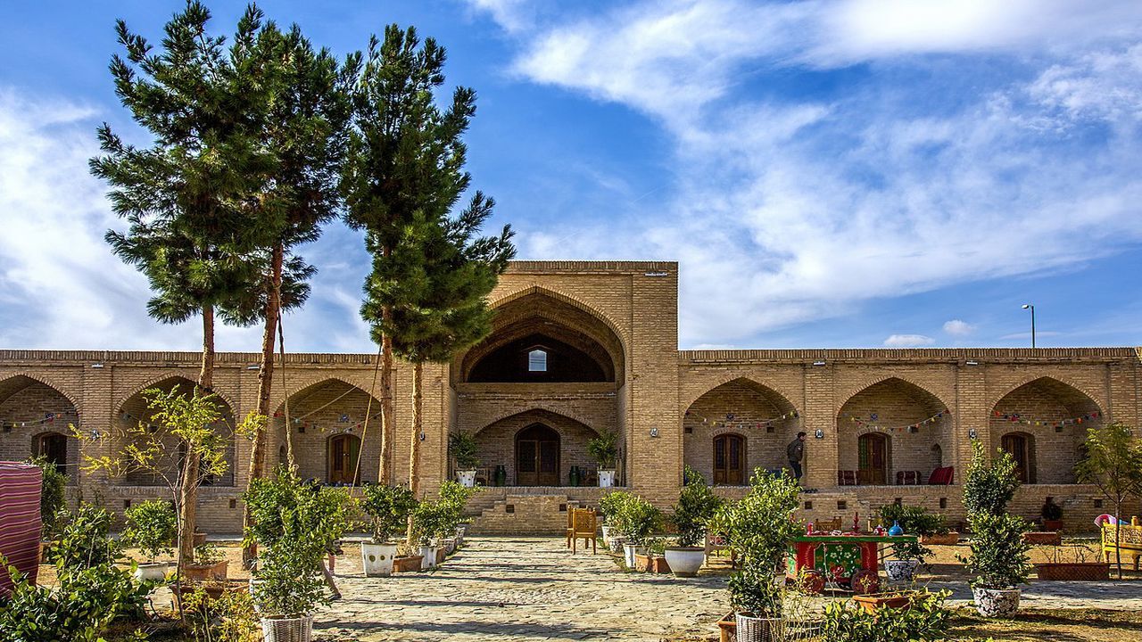 کاروانسرای لاسجرد سمنان؛ زیباترین یادگار ایران‌زمین+ فیلم