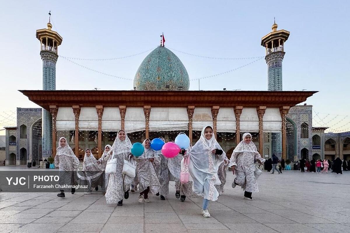 به وقت افطار در کوچه گلچینان یزد