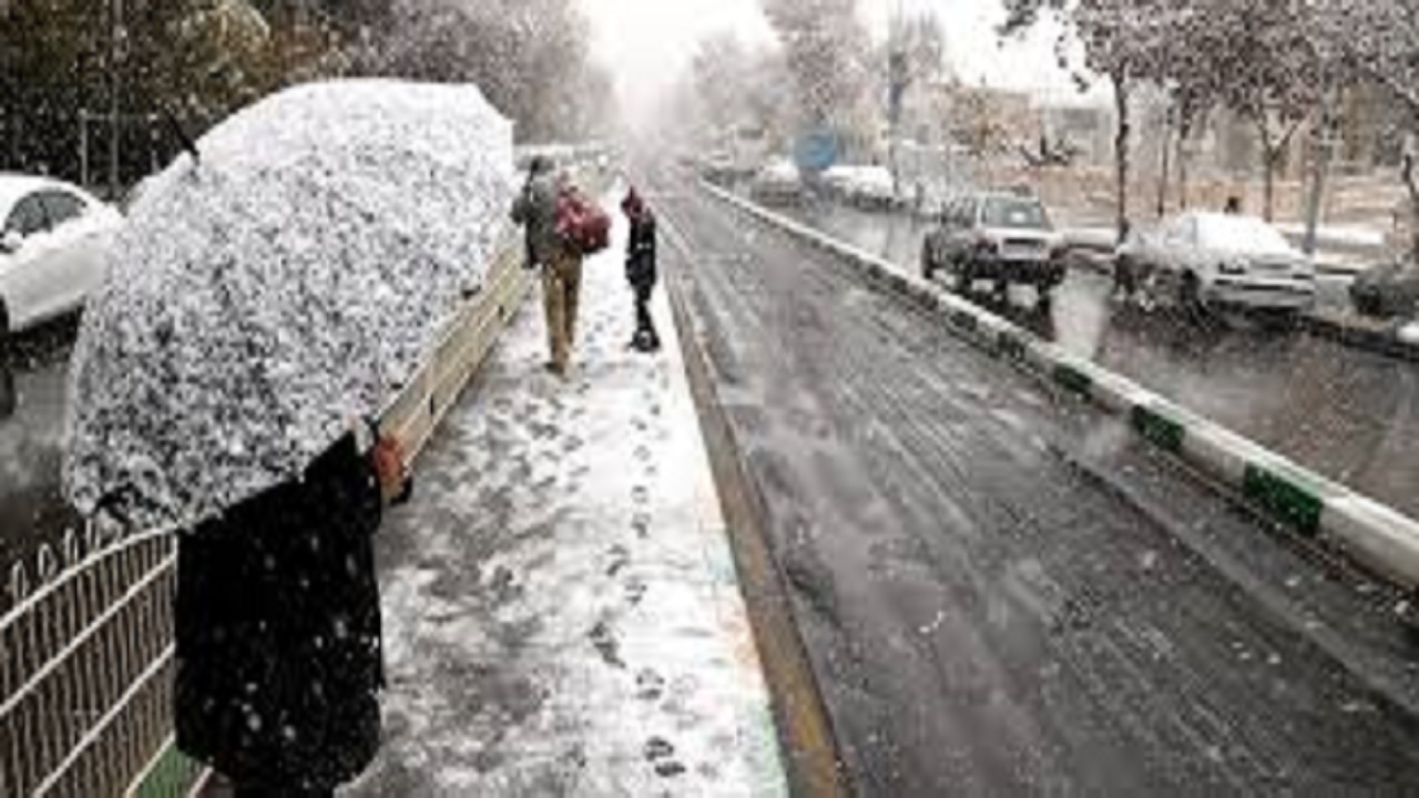 بارش ۱۲ سانتی متری برف در زرینه