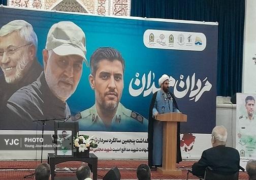 گزارش تصویری از مراسم یادبود سردار شهید سلیمانی و مجتبی شهیدی زاده در بندرعباس