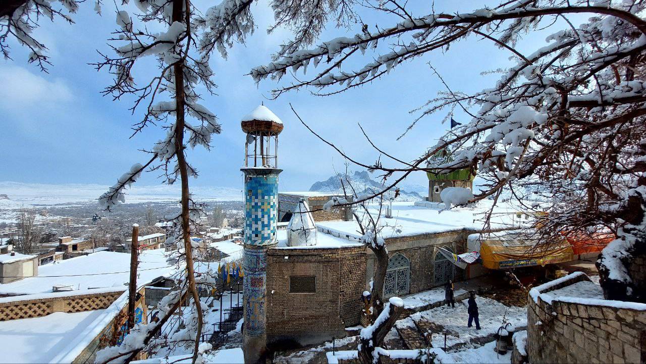 طبیعت سفیدپوش