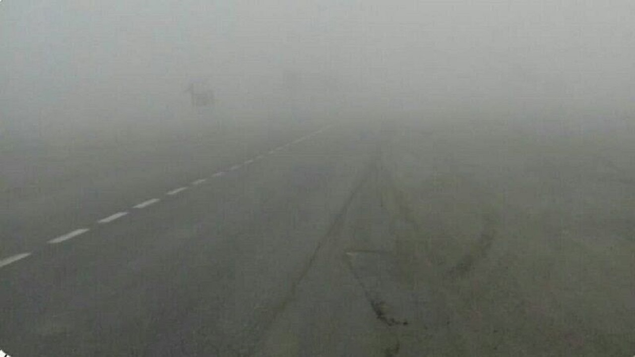 آزاد راه زنجان به قزوین با مه گرفتگی مواجه است