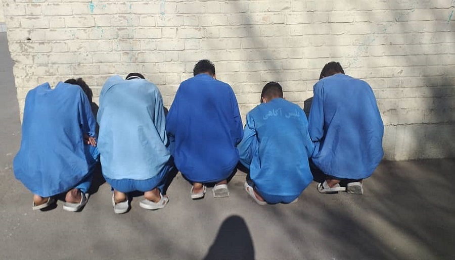 باند سارقان به عنف در کرمان دستگیر شدند