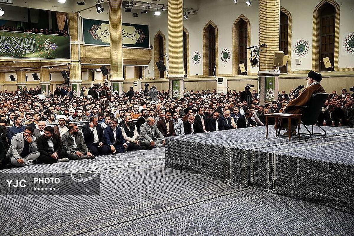 دیدار جمعی از خانواده‌های شهدای مدافع حرم و مقاومت با رهبر معظم انقلاب