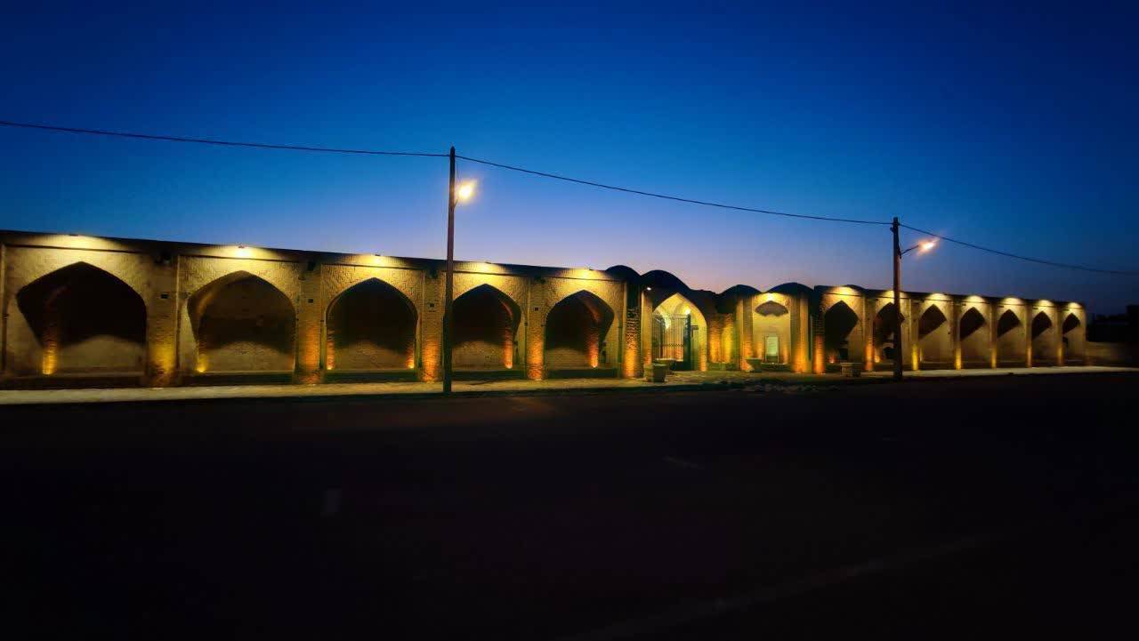 آثار تاریخی
