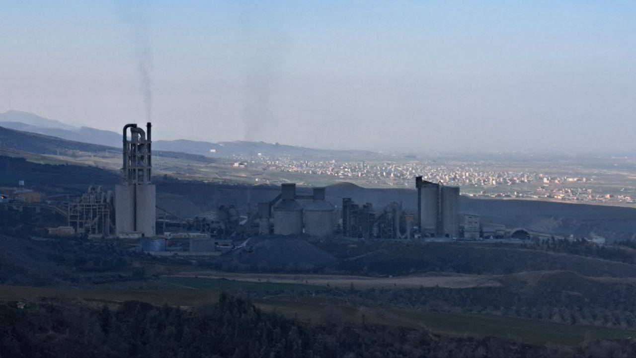 آلودگی کارخانه سیمان در شهرستان گالیکش