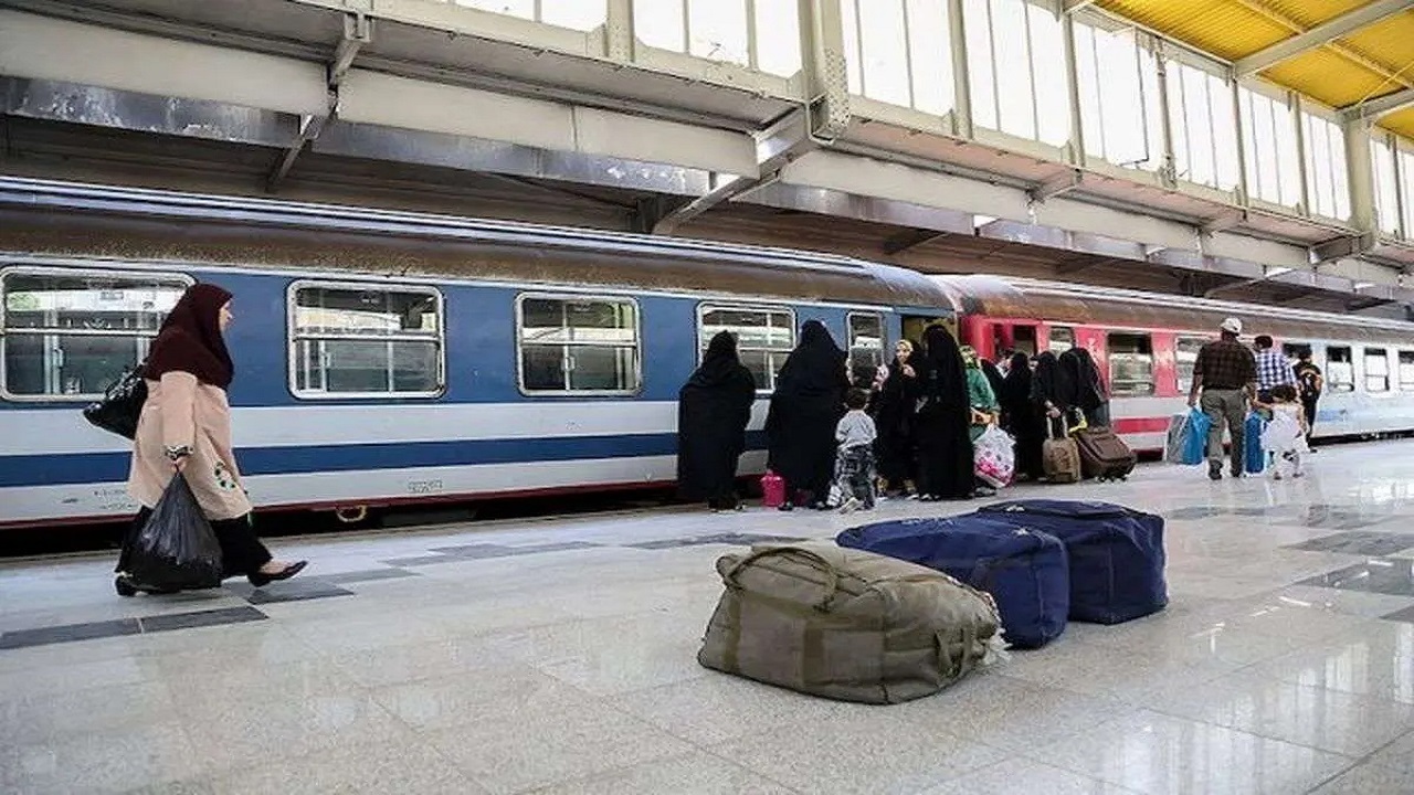 آغاز پیش فروش بلیت قطار‌های مسافری بهمن در هرمزگان