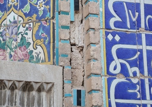فروپاشی کاشی&zwnj;کاری&zwnj;های مسجد سید اصفهان + تصاویر