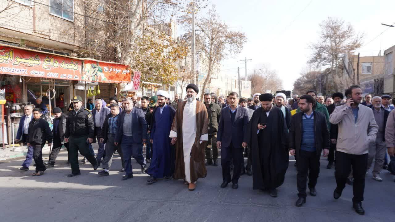 مراسم راهپیمایی در پیشوا