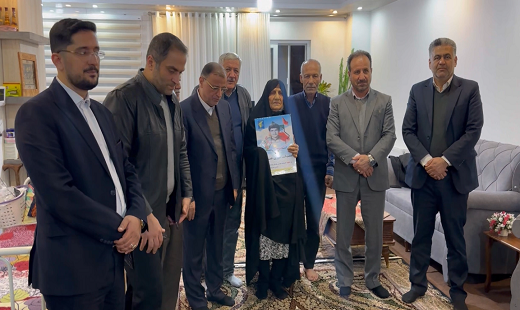 دیدار استاندار گلستان با خانواده شهید نعمت&zwnj;اله خوری به مناسبت روز مادر