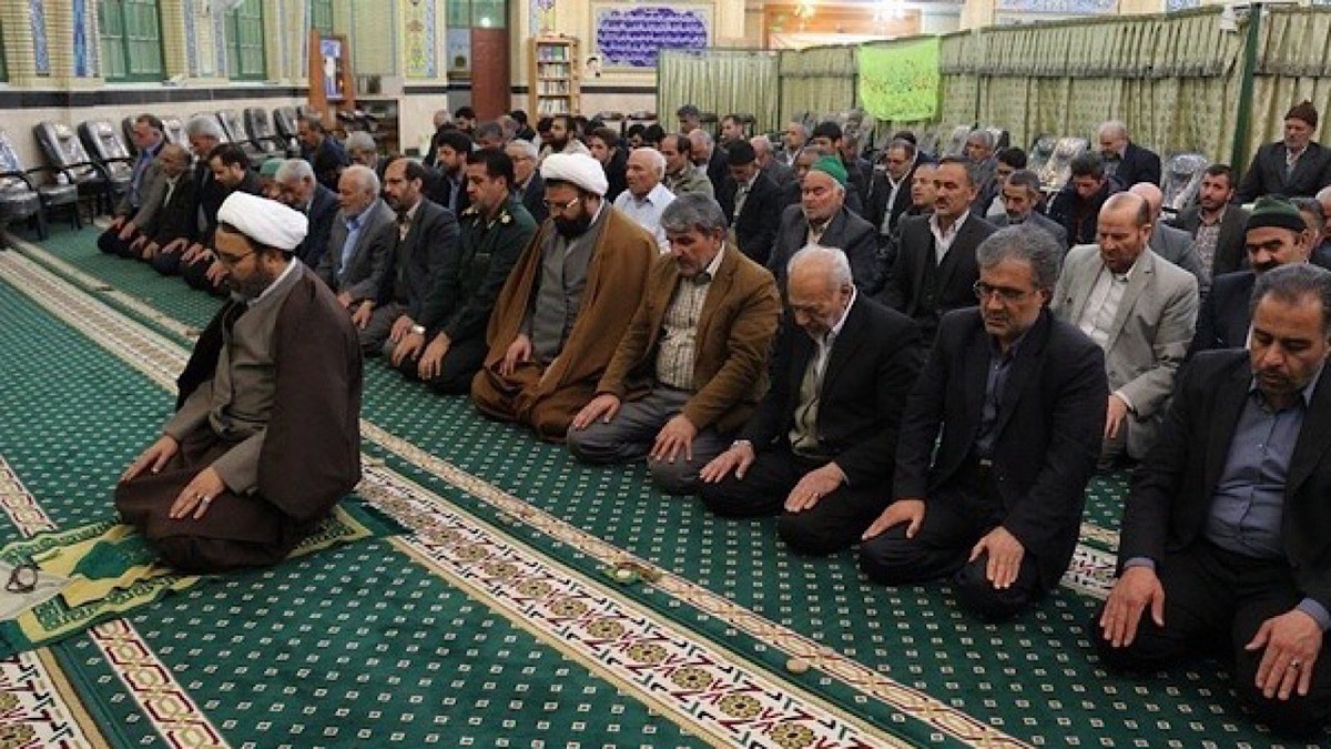 باشگاه خبرنگاران -جایز است همسایه مسجد در خانه نماز بخواند؟