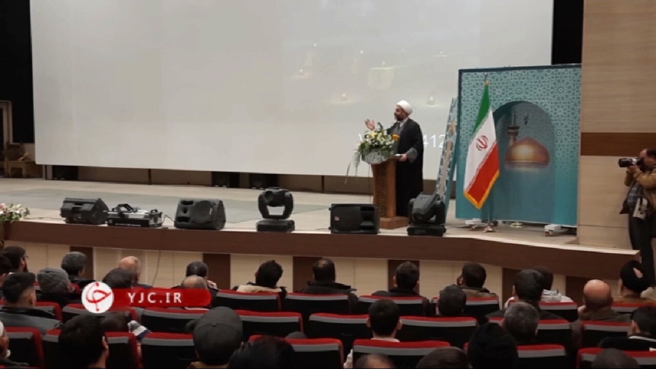 تجلیل از مادران شهدای لشکر فاطمیون + فیلم