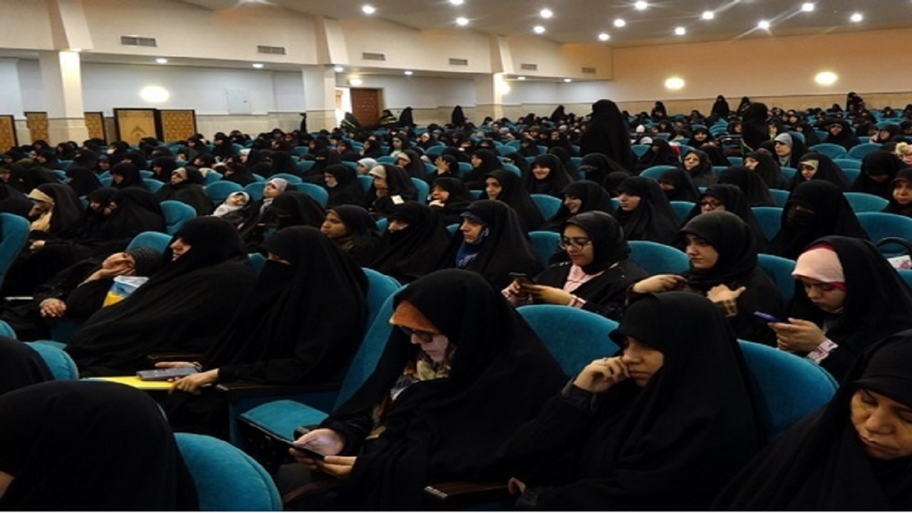آیین گرامیداشت چهلمین سال تاسیس جامعه الزهرا(س) در قم برگزار شد