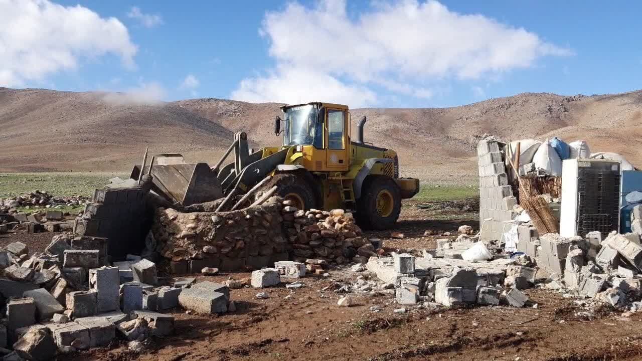 رفع تصرف بیش از ۶۴۰ هزار متر مربع از اراضی کشاورزی لرستان