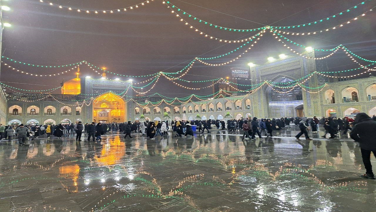 حال و هوای برفی مشهد مقدس