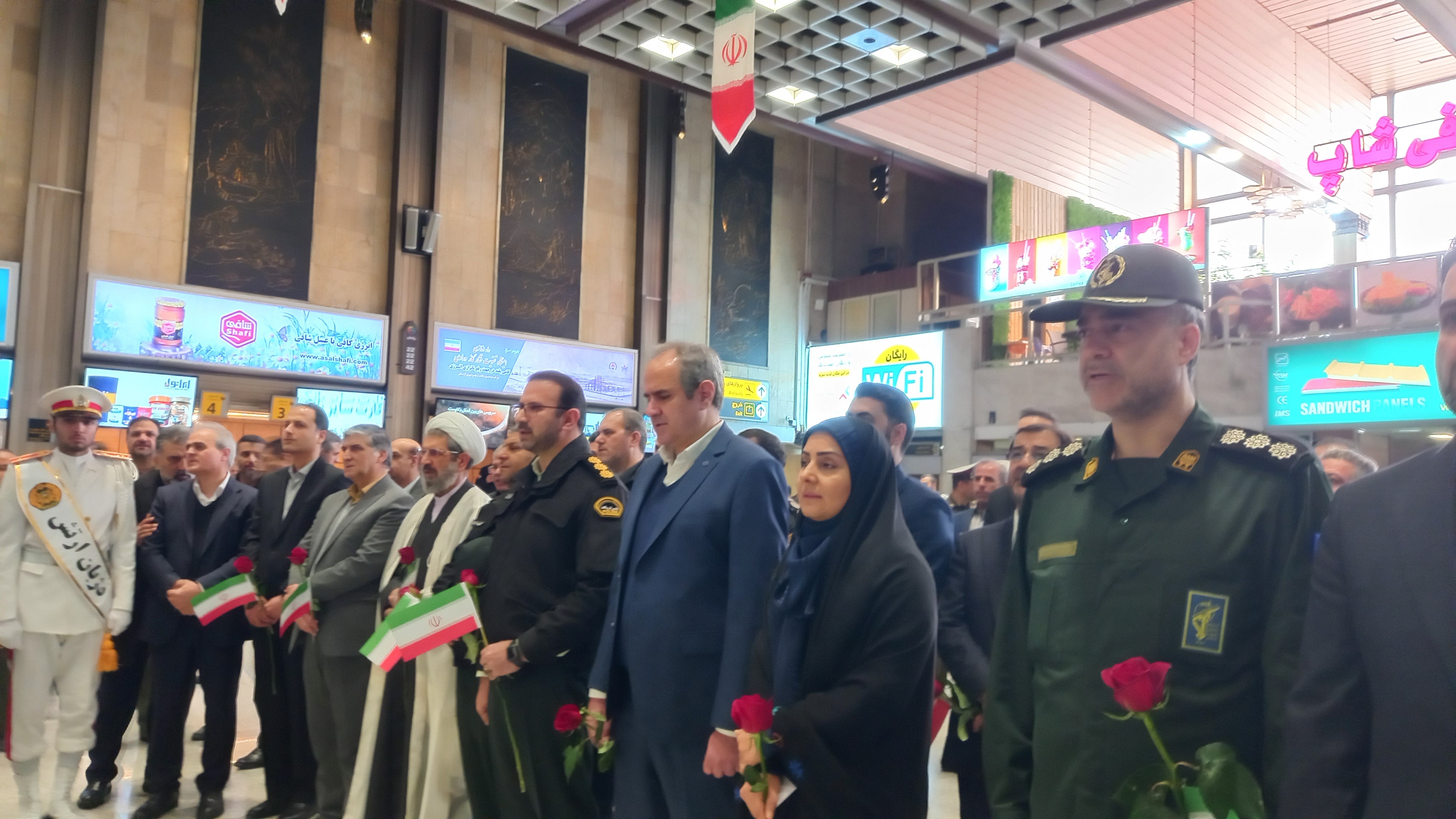 آغاز مراسم چهل و ششمین سالروز پیروزی انقلاب اسلامی ایران در فرودگاه مهرآباد+ فیلم