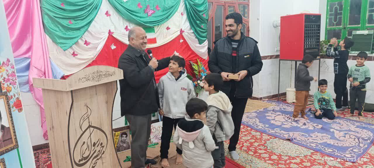 مزاسم شادمانی در عشق آباد به مناسبت دهه فجر
