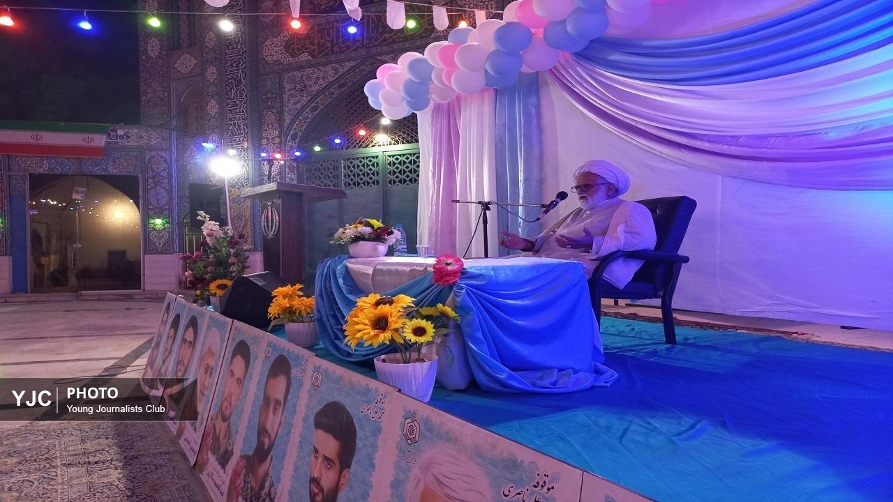برگزاری جشن ولادت امام حسین (ع) و روز پاسدار در هرمزگان+عکس