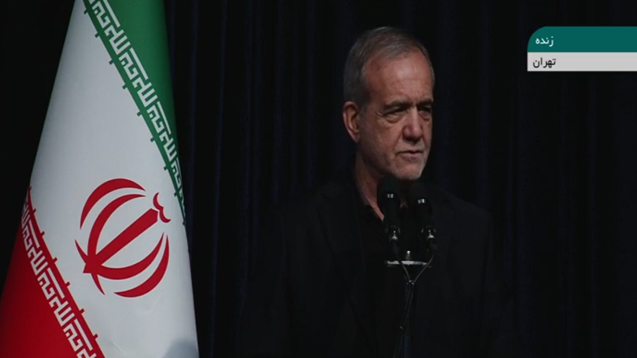 پزشکیان: نباید در دامی که دشمنان برای ما پهن کرده‌اند، گرفتار شویم