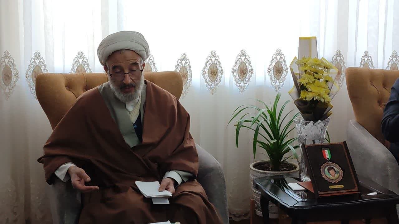 دیدار با خانواده شهید شرفخانی