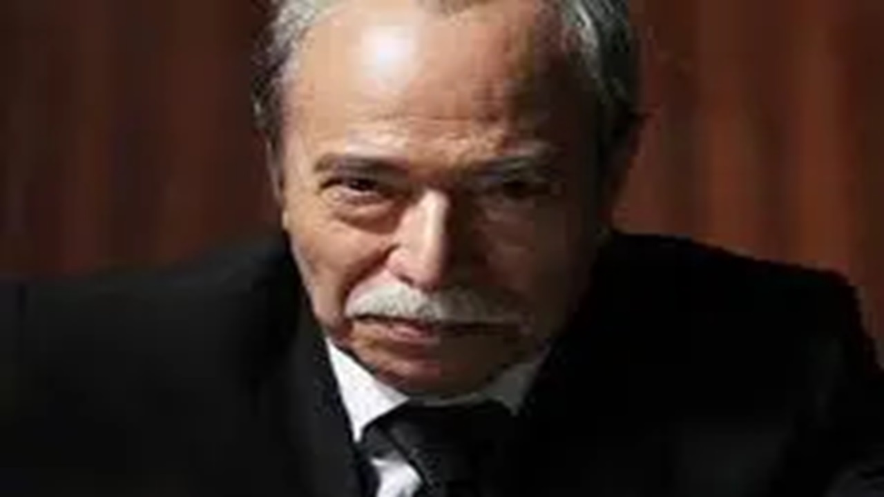 آثار ماندگار مرد هزار نقشِ سینمای ایران + فیلم