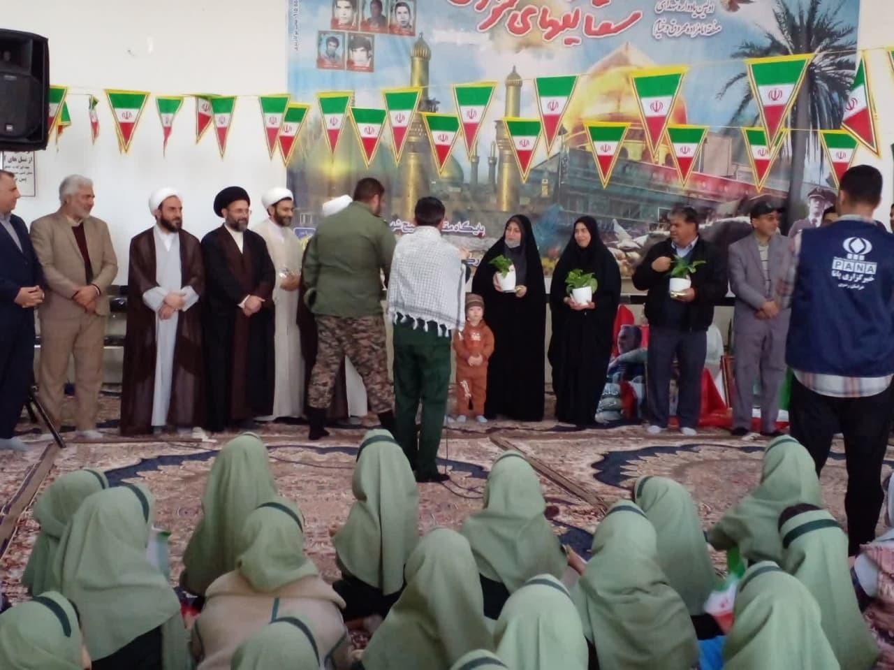 تقدیر از خانواده پاسدار