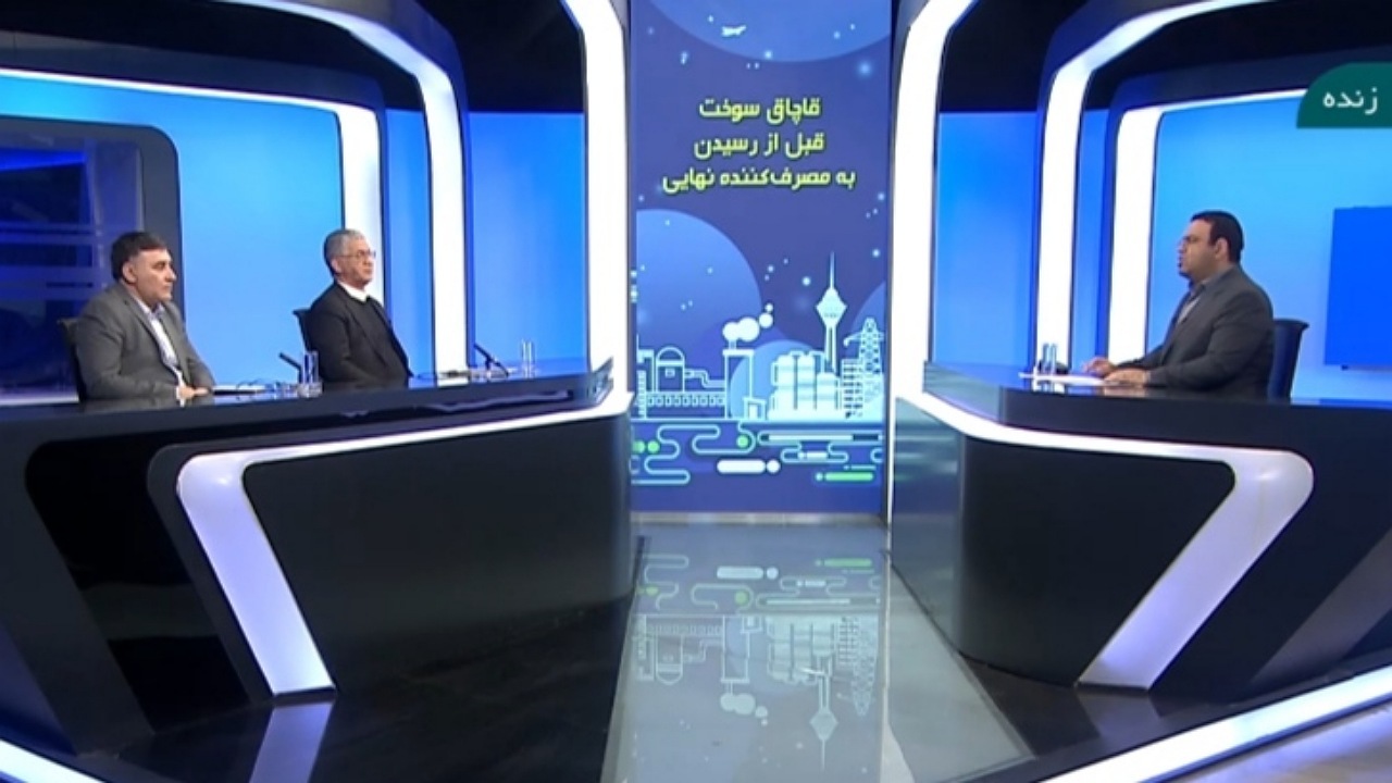 حدود ۱۲-۱۵ میلیون لیتر فرآورده‌ای که قاچاق می‌شود مربوط به کارت‌های سوخت است + فیلم