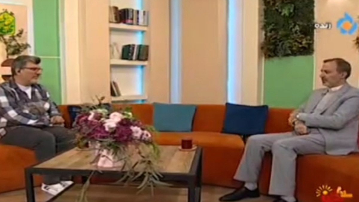 بگومگوی مجری با سخنگوی سازمان غذاودارو دربارۀ کمبود واکسن نوزادان + فیلم