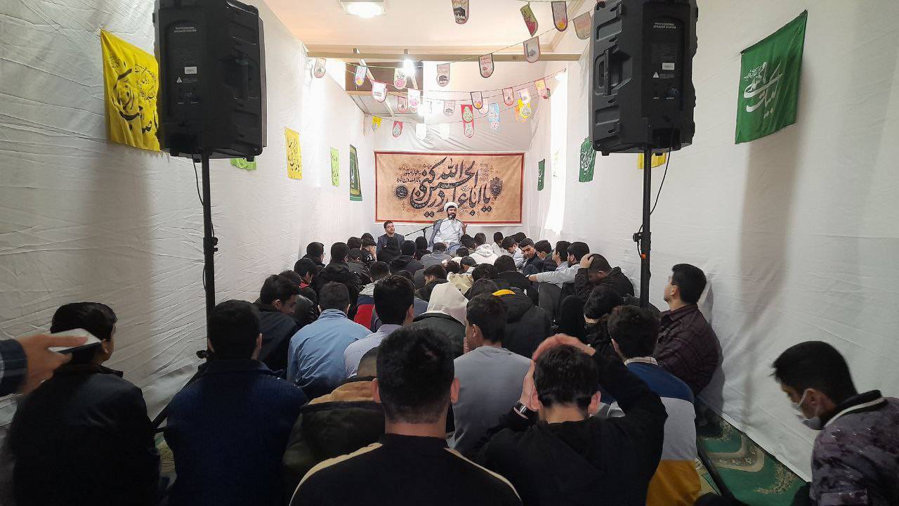 مراسم جشن و سرور دانش آموزان در گرگان مراسم جشن و سرور دانش آموزان در گرگان