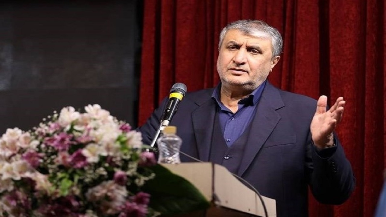 دشمنان می‌گویند ایران باید بساط آب سنگین را جمع کند!