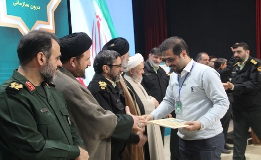 تجلیل از آثار برتر نخستین اجلاسیه نماز نیرو&zwnj;های مسلح + عکس