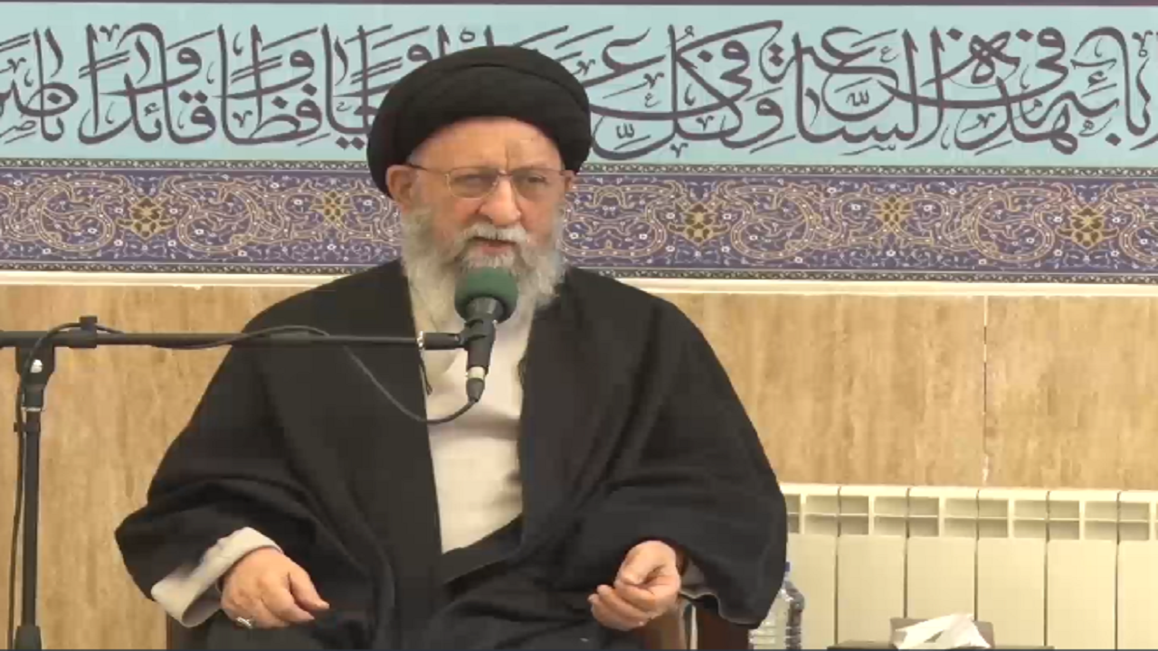 وحدت ثمره انقلاب اسلامی است