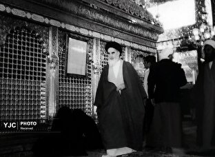 عکس‌های حضرت امام خمینی (ره) در تبعید و قبل از پیروزی انقلاب