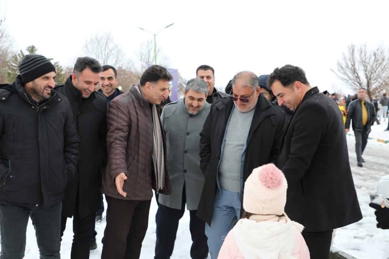 جشنواره آدم برفی در خوی