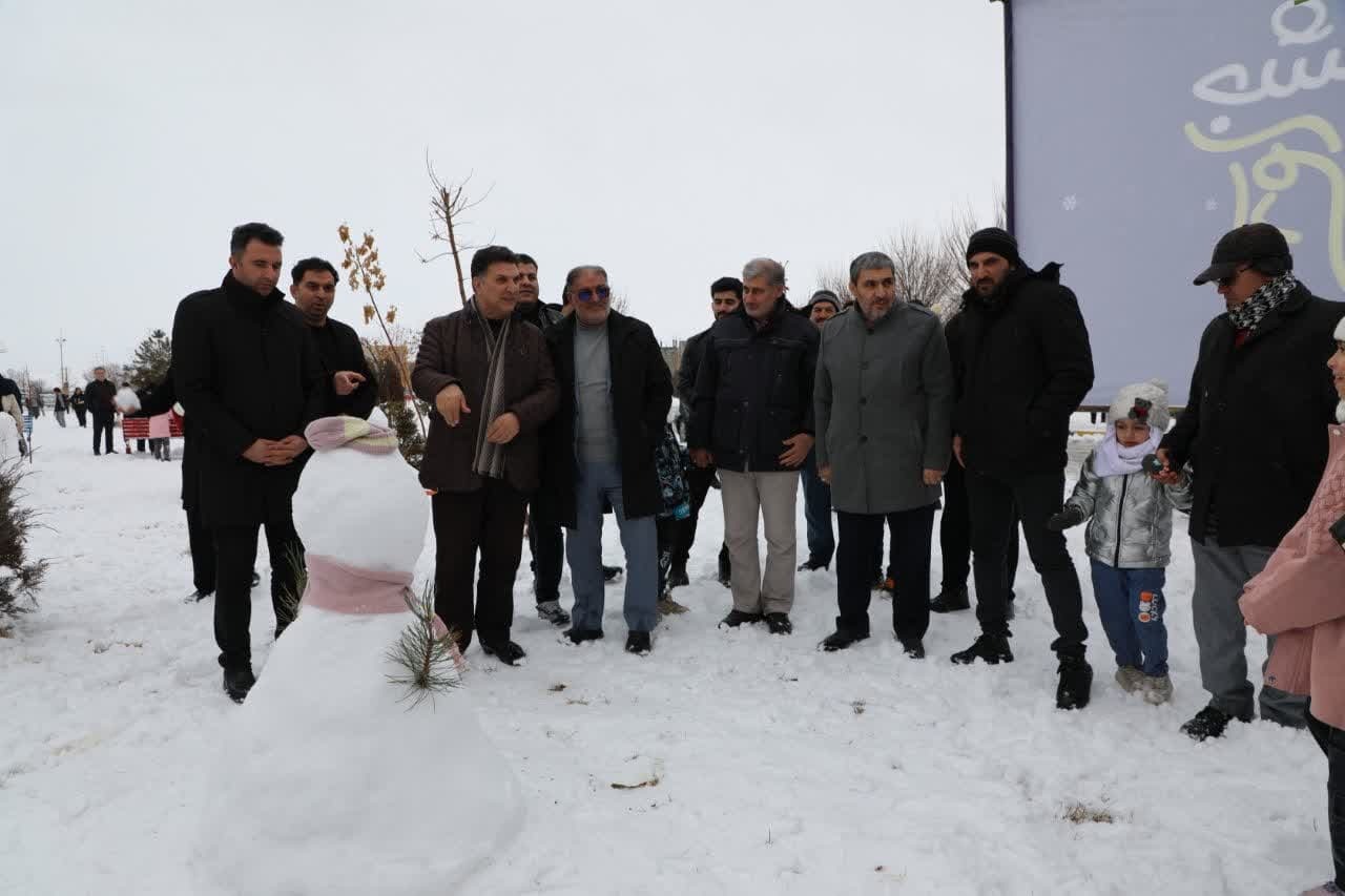 جشنواره آدم برفی