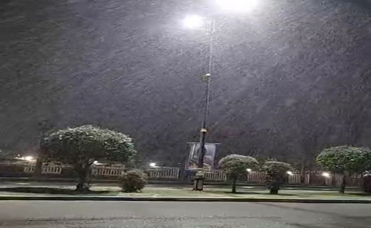 برف لبخند زمستان است + تصاویر