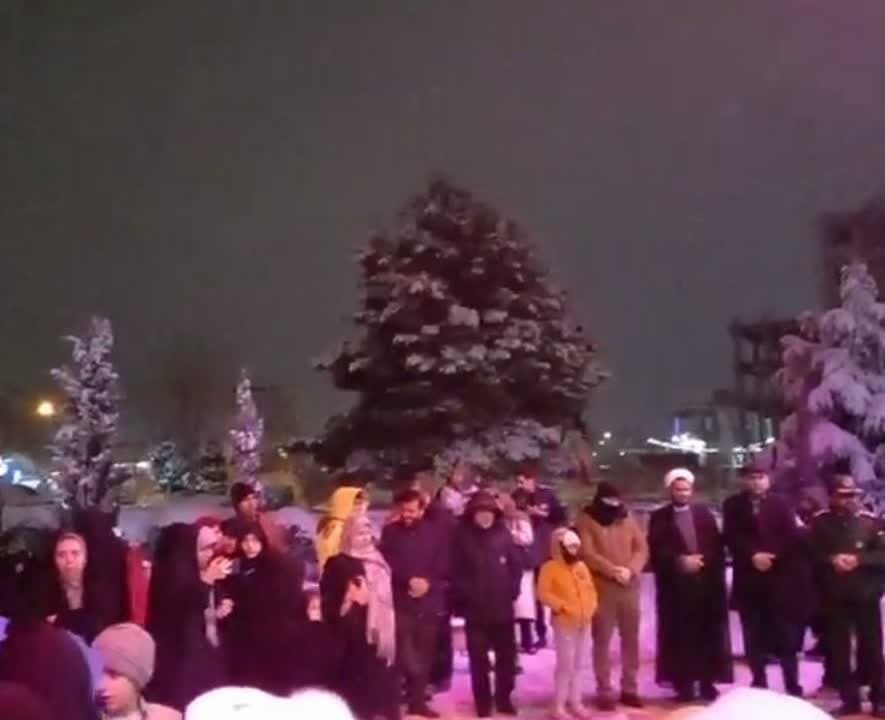 طنین گلبانگ نوای «اللّهاکبر» شب ۲۲ بهمن طنین گلبانگ نوای «اللّهاکبر» شب ۲۲ بهمن