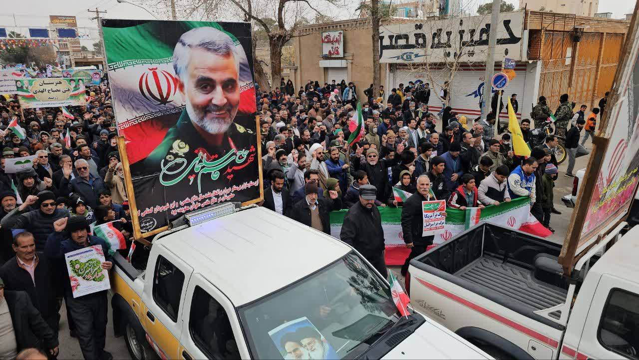 برگزاری راهپيمائی ۲۲ بهمن در استان کرمان+ تصاویر و فیلم