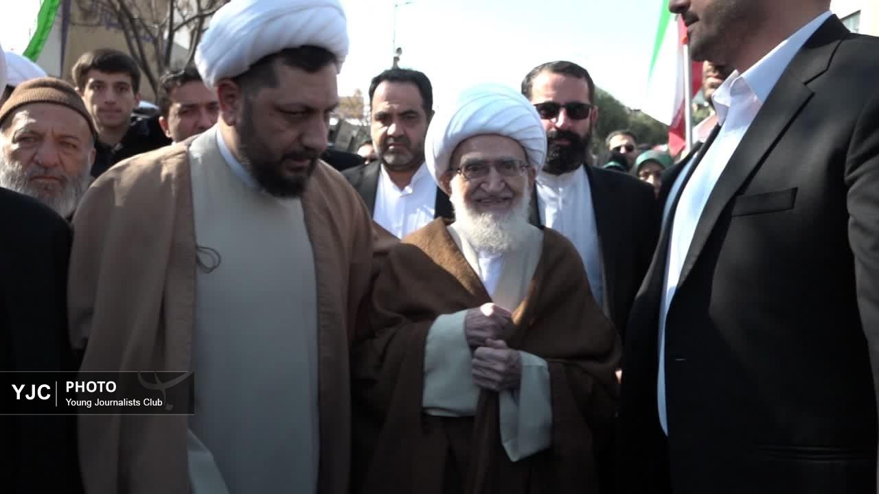شرکت در راهپیمایی ۲۲ بهمن ادای وظیفه است