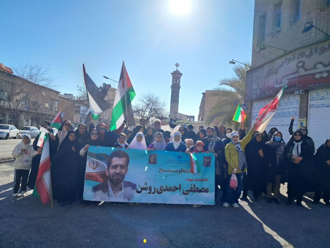 تصاویر مراسم راهپیمایی ۲۲ بهمن از لنز دوربین شهروند خبرنگار + فیلم و عکس تصاویر مراسم راهپیمایی ۲۲ بهمن از لنز دوربین شهروند خبرنگار + فیلم و عکس