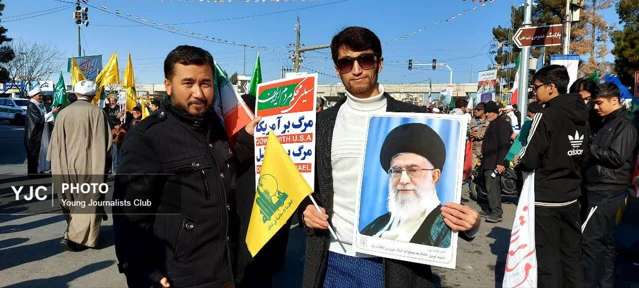 شعله&zwnj;های امید در جشن انقلاب اسلامی قم
